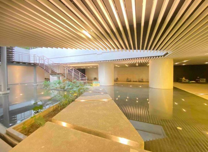Air Luxury Makati Cbd With Balcony Apartment Manila Ngoại thất bức ảnh