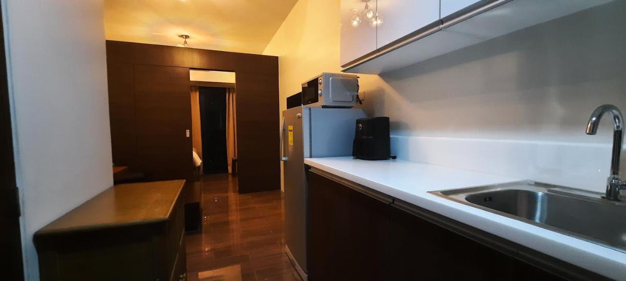 Air Luxury Makati Cbd With Balcony Apartment Manila Ngoại thất bức ảnh