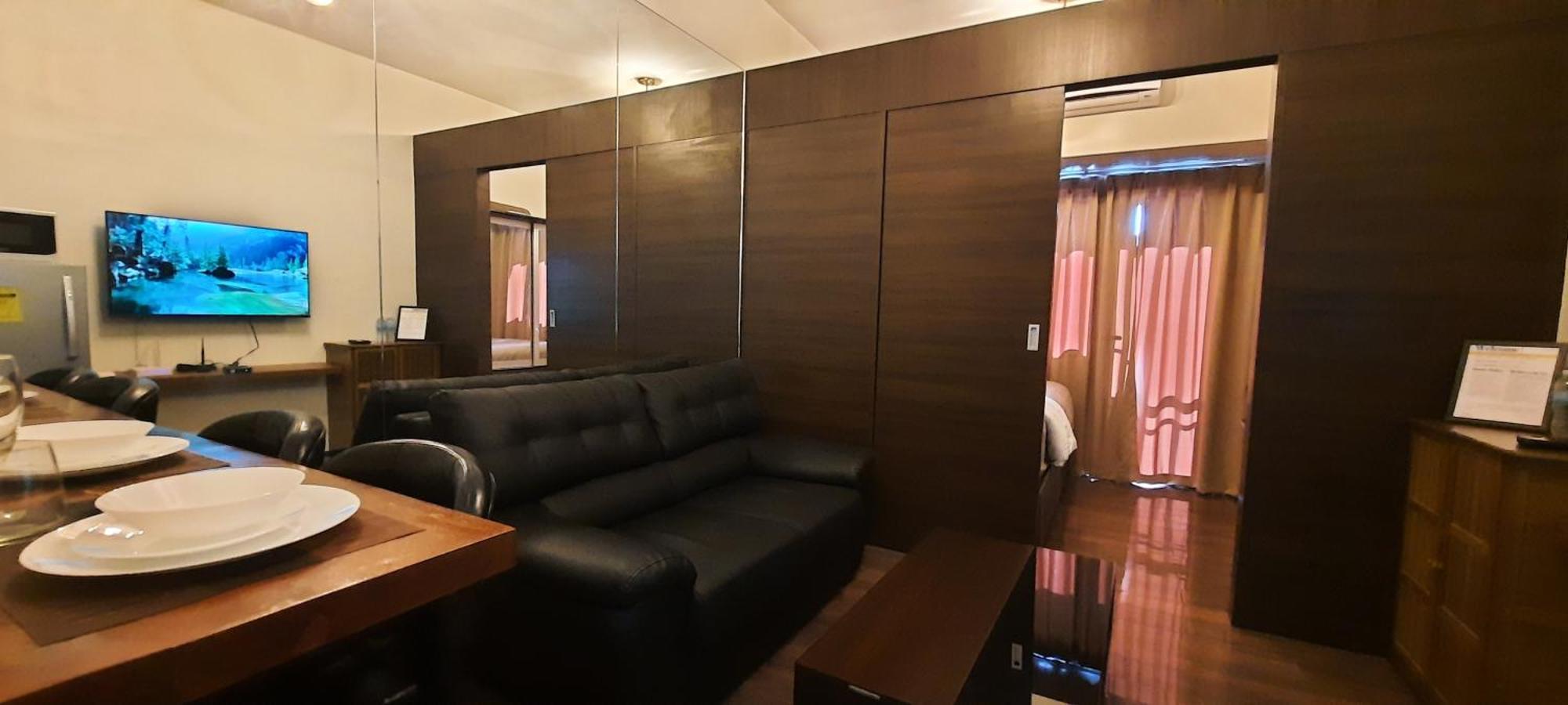 Air Luxury Makati Cbd With Balcony Apartment Manila Ngoại thất bức ảnh